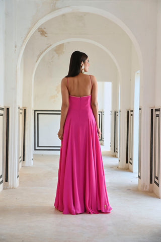 Back look of spaghetti sleeve Anarkali.