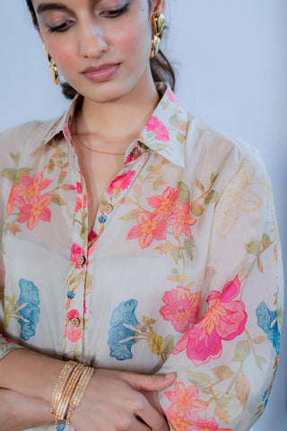 Model wearing Ivory Co-ord set with fresh vibrant prints for comfort and style with a touch of elegance.