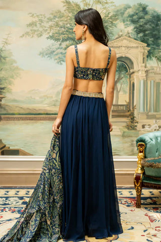 The jacket set from the back without jacket worn by model