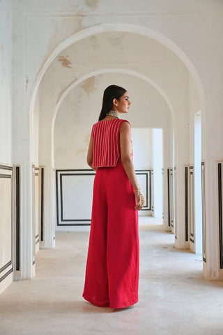 The look of the jumpsuit from the back.