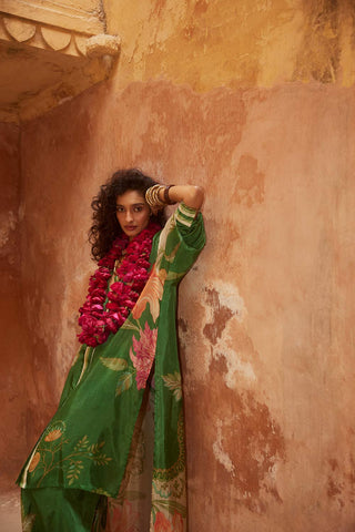 Green Floral printed kurta set for parties or summer wear