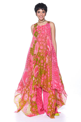 The flowy high-low silhouette adds a modern twist, making it perfect for bohemian cocktail parties and Date Night, or musical festivals. Paired with Gulabi Pink Chevron Printed Pants.