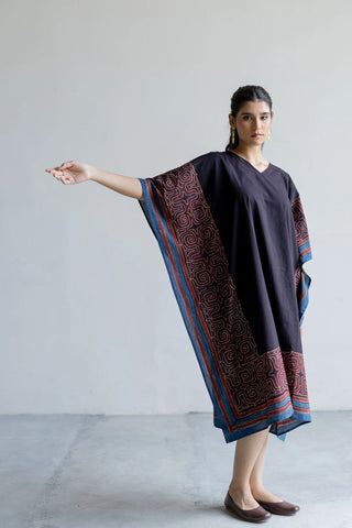 Prithvi black, red and indigo maze print cotton freesize kaftan dress, boho ajrakh - kaftan sleeve spread