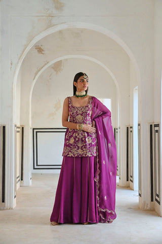 Purple square neckline golden jaal embroidered sleeveless short ethnic kurta with palazzo and dupatta. Designer kurtas for weddings and parties.