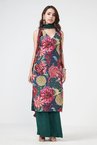 Bottle green Corbet Kurta Set in crepe fabric featuring applique work with coordinated kurta, pants, and dupatta. Perfect for festive celebrations, wedding occasions, and elegant day-to-evening styling.