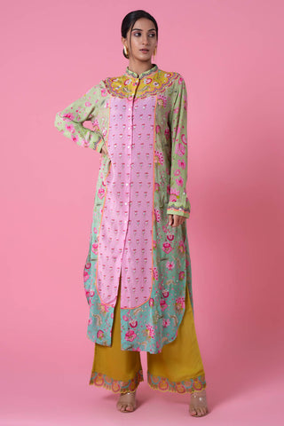 Designer Turquoise Ombre, Baby Pink Statement Floral Embellished Shirt Dress for Wedding Festivities, Formal Events, Casual Outings, Celebrations
Evening Parties. Trendy Ethnic, Chic and stylish women's wear. 