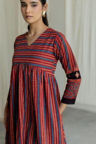 Veha red and indigo striped cotton V-neck flared midi dress, boho festive - V-neck striped yoke detail